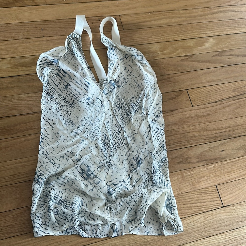 Rant brook New York 
Tank 
Size XS/tp